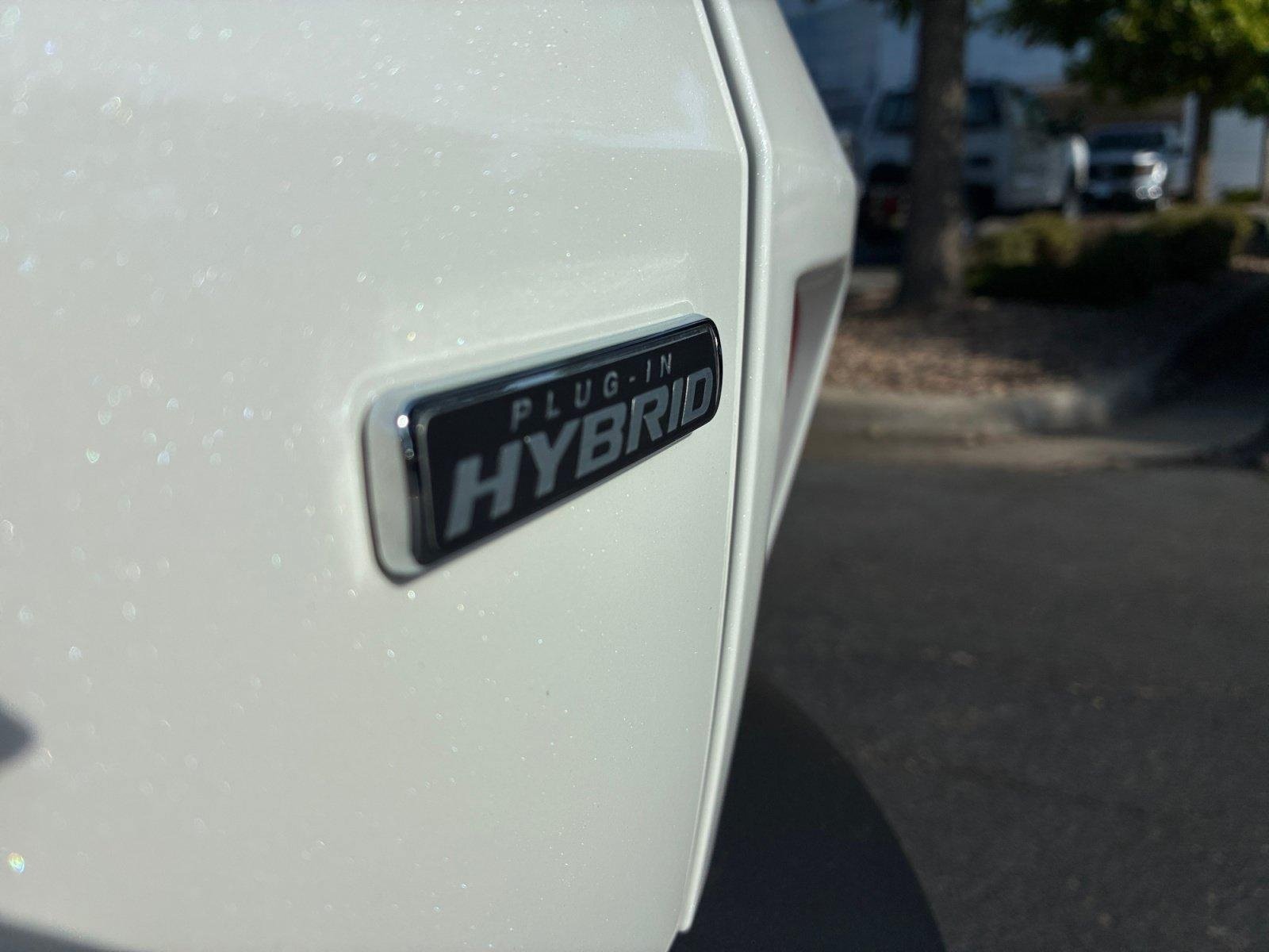 Certified 2025 Ford Escape SE FWD image 23