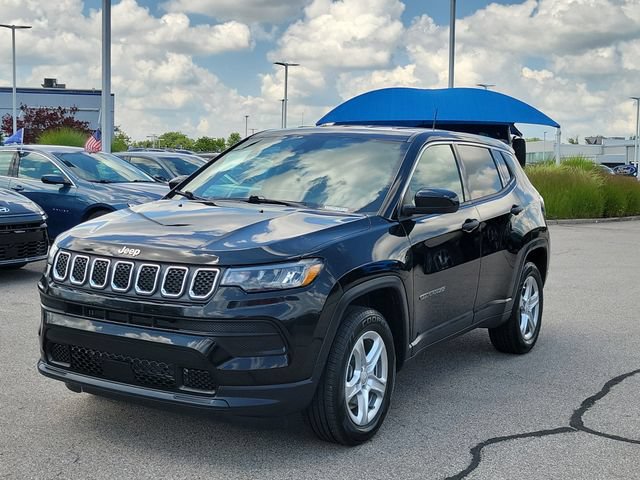 Used 2024 Jeep Compass Sport AWD/4WD image 25