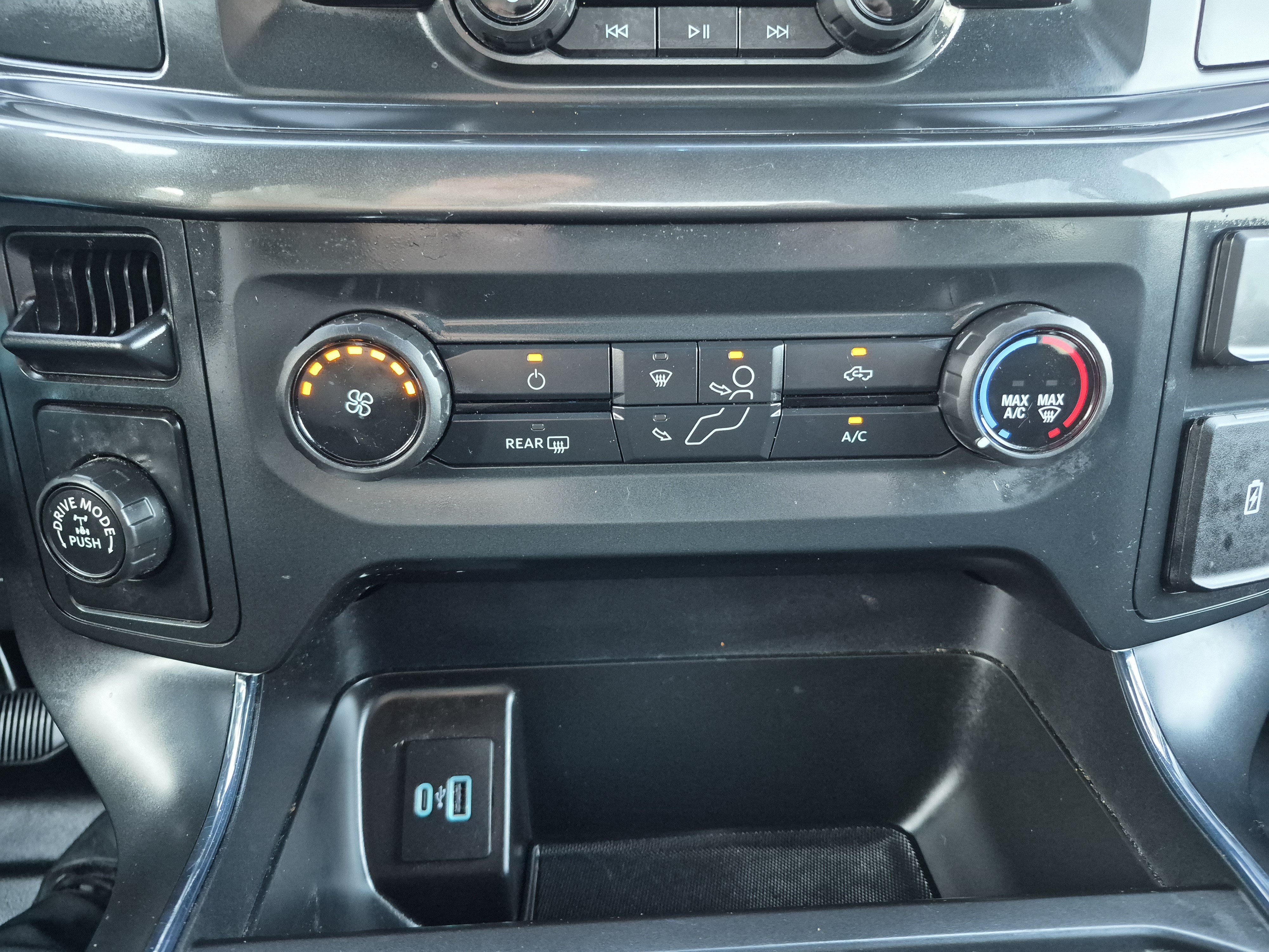 Certified 2022 Ford F150 XL w/ STX Appearance Package RWD image 30