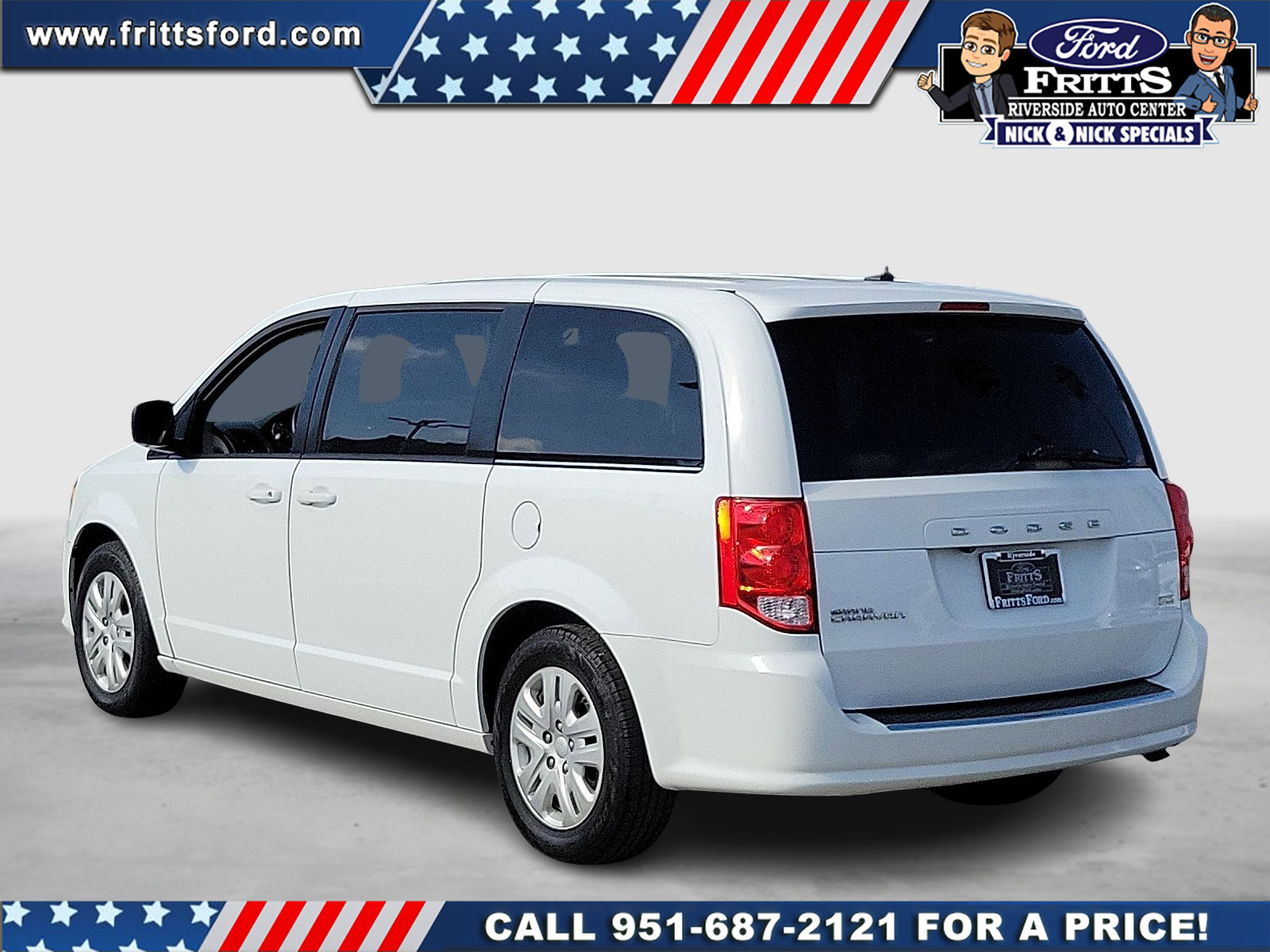 Used 2018 Dodge Grand Caravan SE w/ UConnect Hands-Free Group FWD image 3