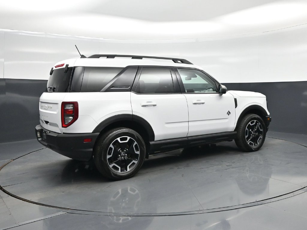 Certified 2023 Ford Bronco Sport Outer Banks w/ Tech Package AWD/4WD image 23