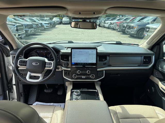 Certified 2022 Ford Expedition Max XLT AWD/4WD image 12