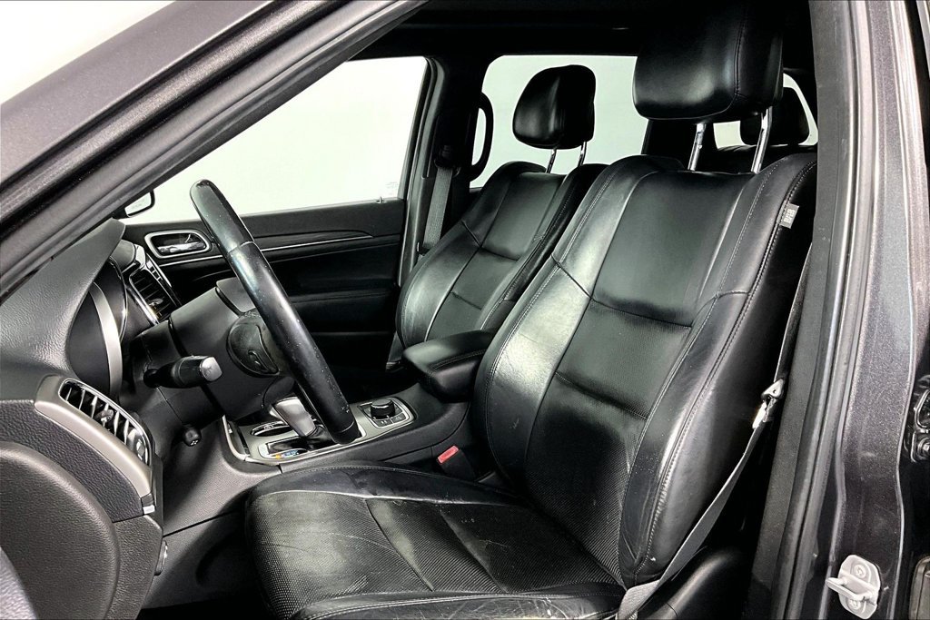 Used 2019 Jeep Grand Cherokee Limited w/ Luxury Group II AWD/4WD image 25