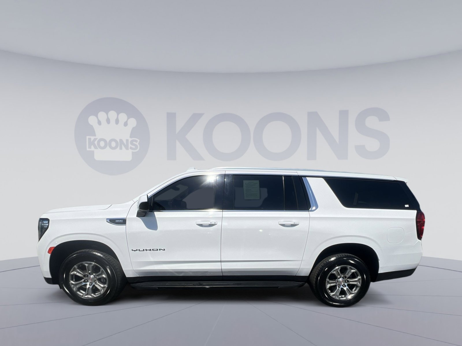 Used 2021 GMC Yukon XL SLE AWD/4WD image 7