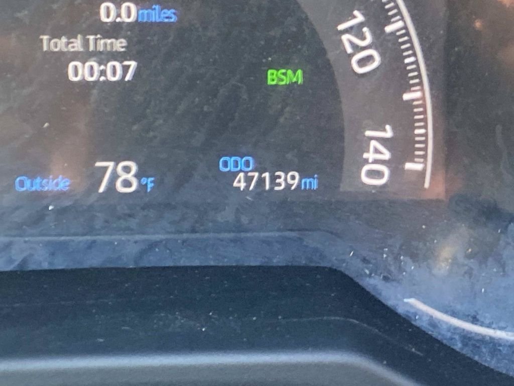 Used 2024 Toyota RAV4 XLE w/ Convenience Package FWD image 35