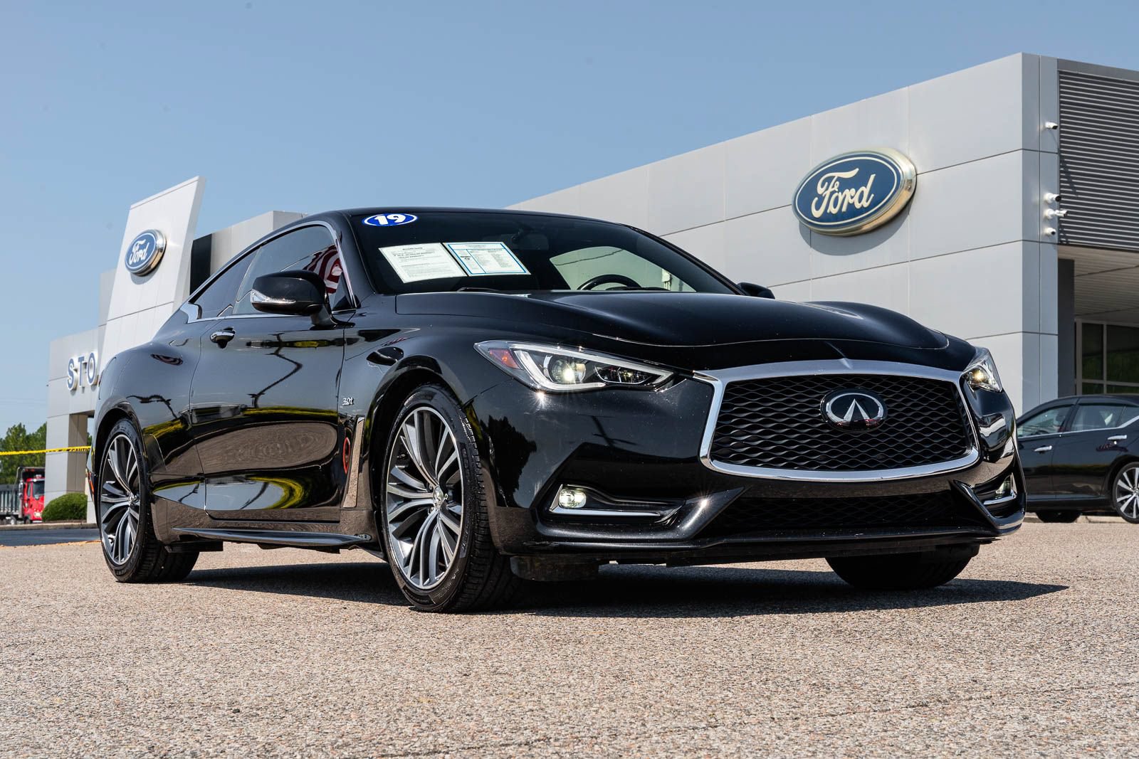 Used 2019 INFINITI Q60 3.0t w/ Cargo Package RWD image 1