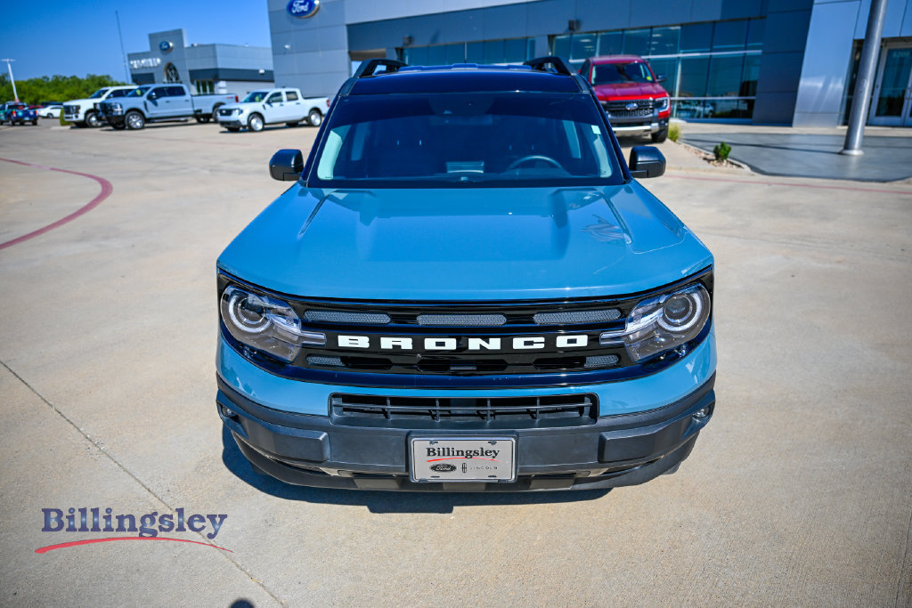 Certified 2023 Ford Bronco Sport Outer Banks AWD/4WD image 2
