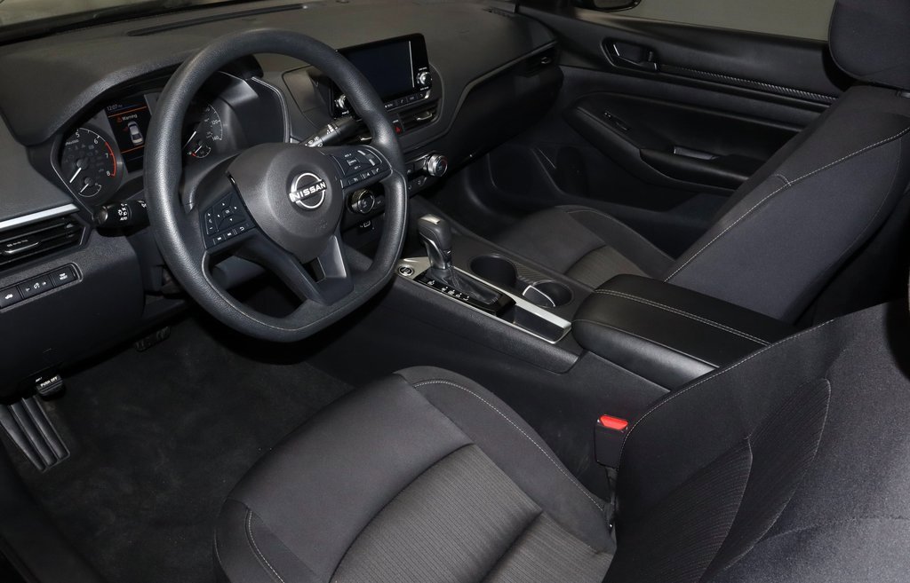 Used 2024 Nissan Altima 2.5 S image 24