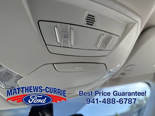 Certified 2017 Ford Escape Titanium FWD image 23