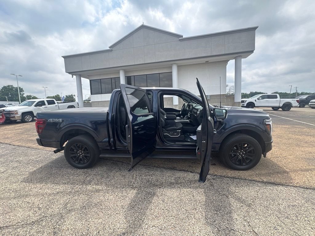 Certified 2025 Ford F150 Platinum w/ Equipment Group 702A High AWD/4WD image 8