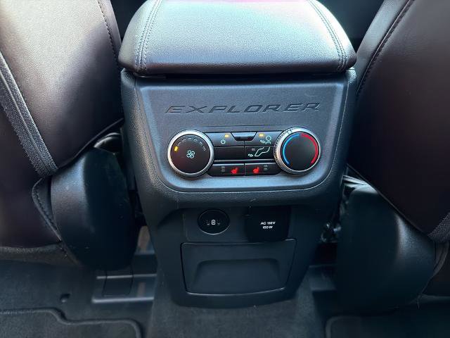 Certified 2025 Ford Explorer Platinum w/ LUX Leather Package image 34