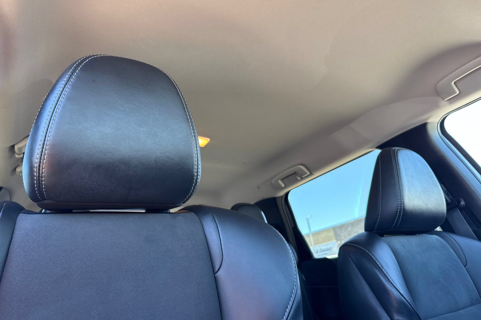 Used 2024 Mitsubishi Outlander SE FWD image 19