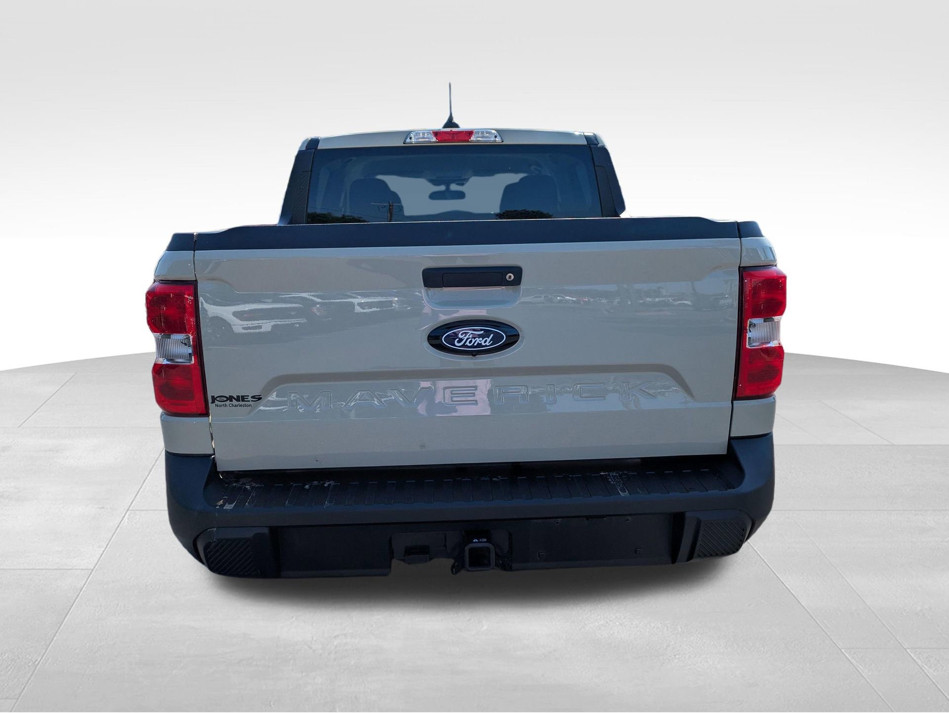 Certified 2025 Ford Maverick XLT w/ Equipment Group 302A AWD/4WD image 7