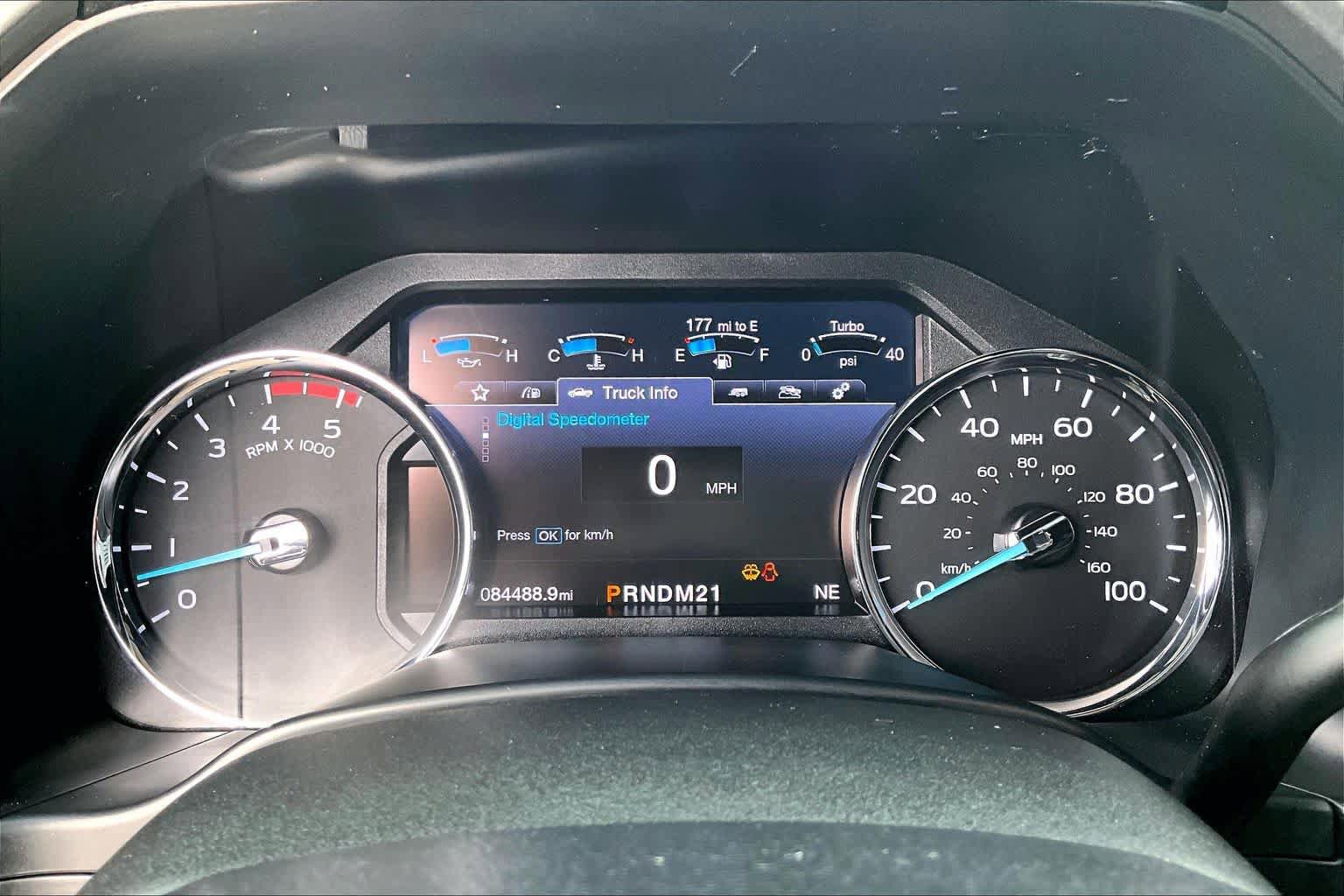 Certified 2019 Ford F350 Platinum w/ Platinum Ultimate Package AWD/4WD image 26