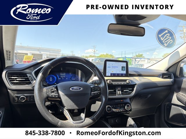Certified 2021 Ford Escape Titanium w/ Titanium Elite Package AWD/4WD image 14