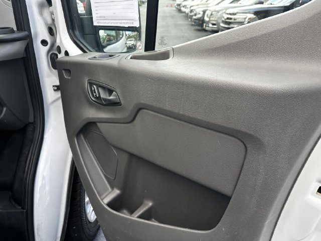 Certified 2025 Ford Transit 250 Low Roof w/ Exterior Upgrade Package RWD image 29
