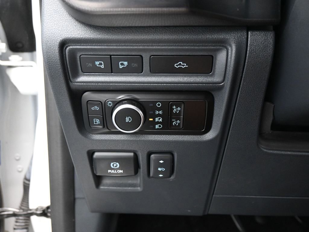 Certified 2023 Ford F150 Platinum w/ Equipment Group 701A High image 42