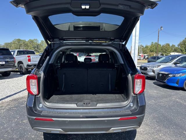 Certified 2023 Ford Explorer XLT w/ Equipment Group 202A image 8