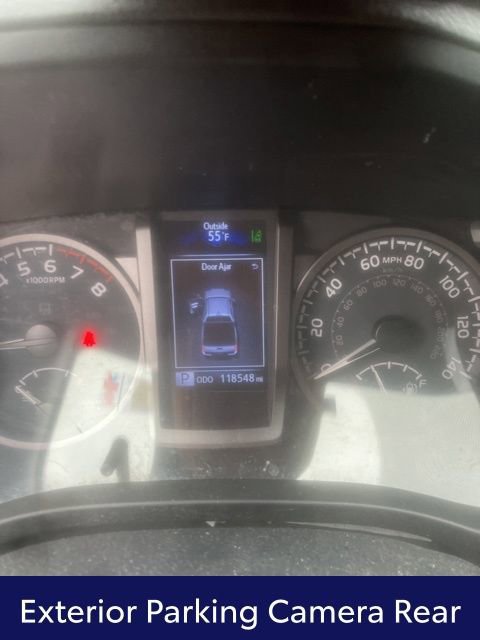 Used 2020 Toyota Tacoma TRD Off-Road AWD/4WD image 11