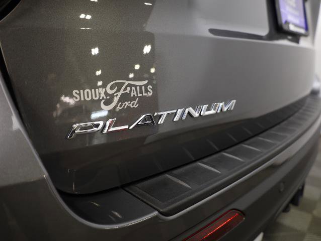 Certified 2025 Ford Explorer Platinum w/ Ultimate Package image 27