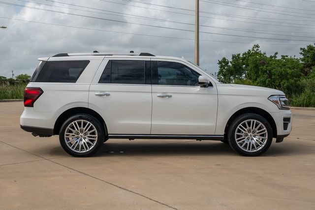 Certified 2024 Ford Expedition Limited RWD image 8