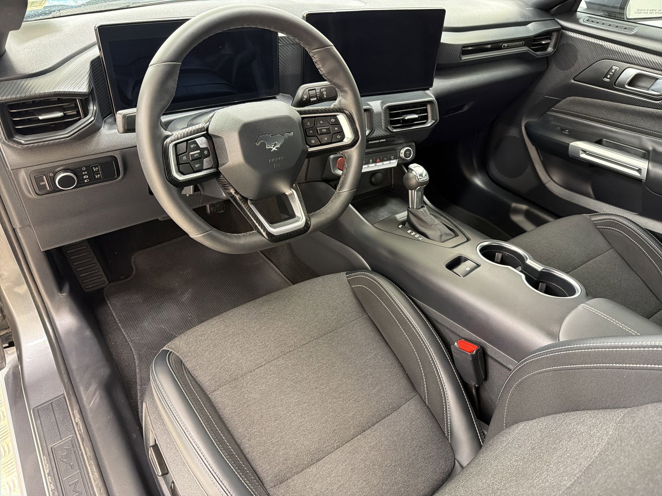Certified 2024 Ford Mustang Coupe RWD image 4