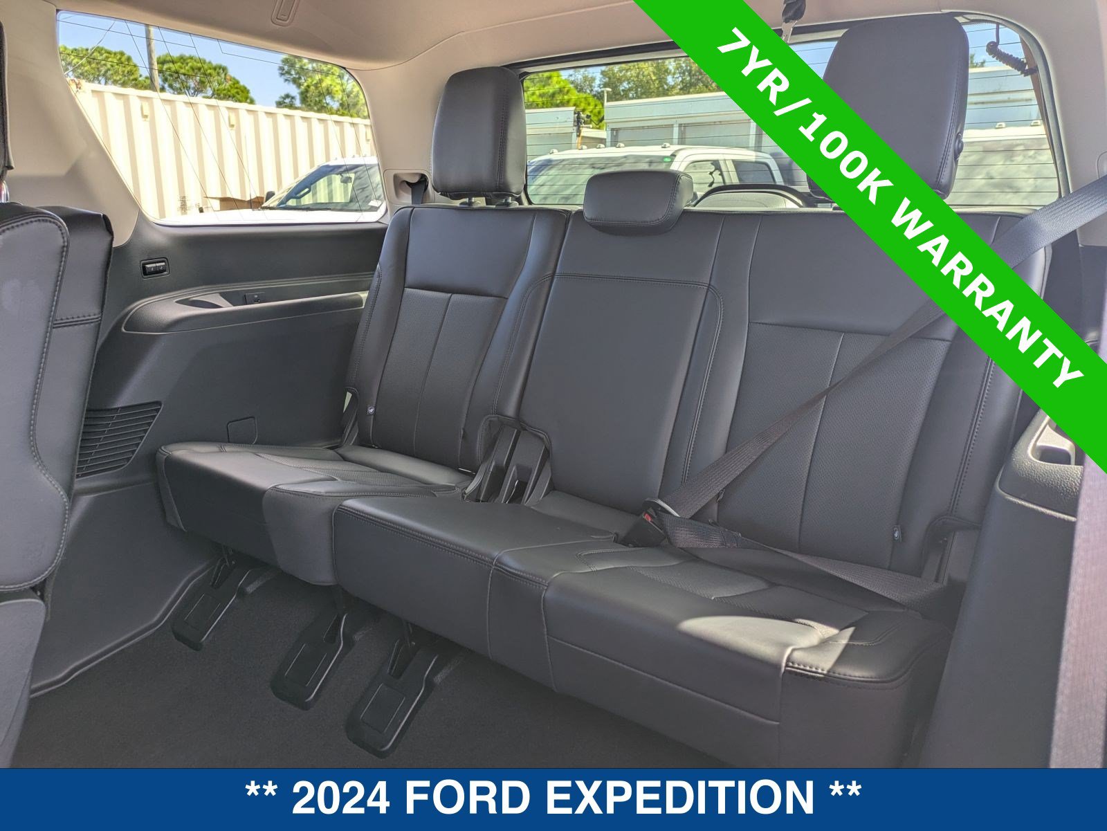 Certified 2024 Ford Expedition XLT RWD image 17