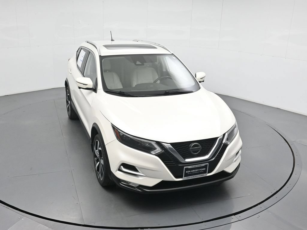 Used 2020 Nissan Rogue Sport SL w/ Premium Package FWD image 40