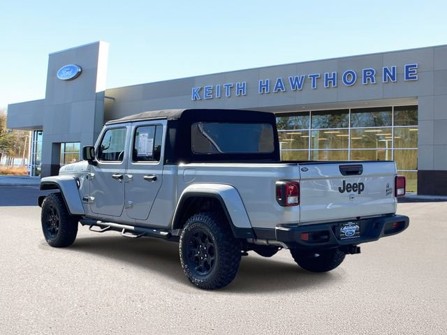 Used 2023 Jeep Gladiator Sport AWD/4WD image 4