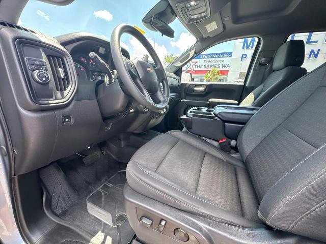 Used 2025 Chevrolet Silverado 1500 Custom w/ Turbomax Blackout Package RWD image 13