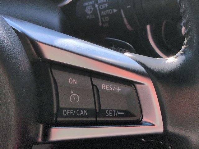 Used 2021 MAZDA MX-5 Miata RF Grand Touring RWD image 18