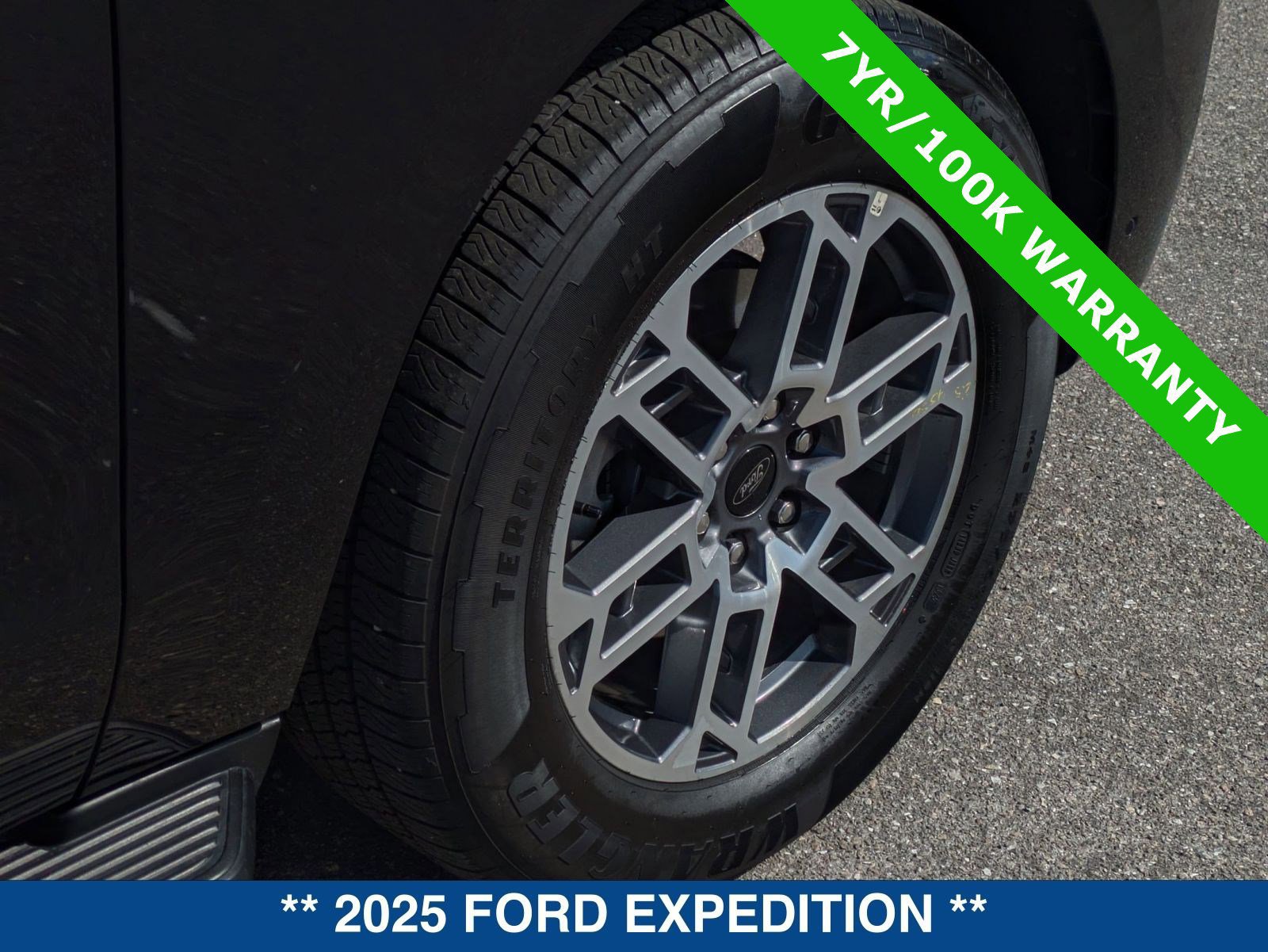 Certified 2025 Ford Expedition Active image 13