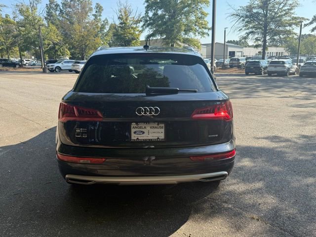 Used 2019 Audi Q5 Prestige w/ Prestige Package image 4