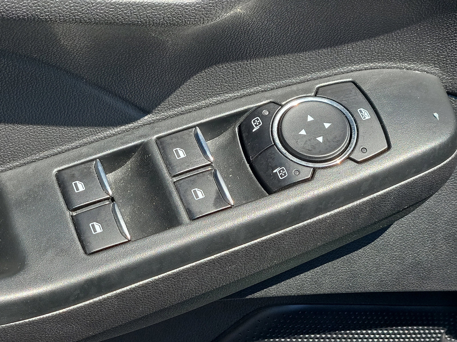 Certified 2023 Ford Escape ST-Line w/ Tech Pack #1 image 9