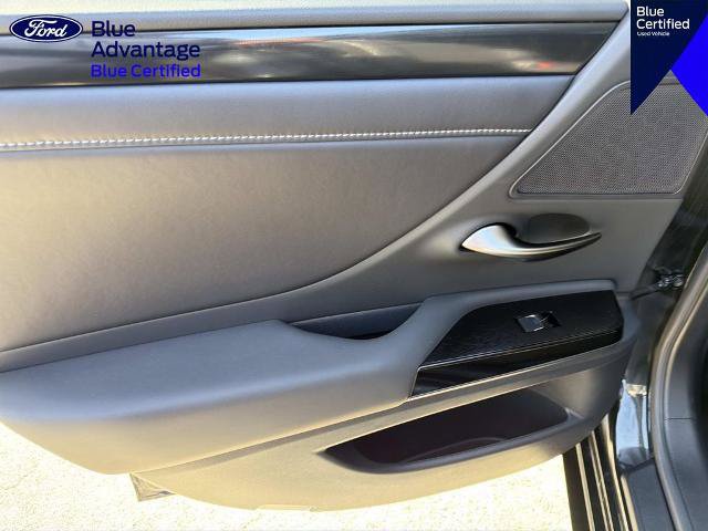 Used 2025 Lexus ES 350 w/ Accessory Package (Z1) FWD image 10