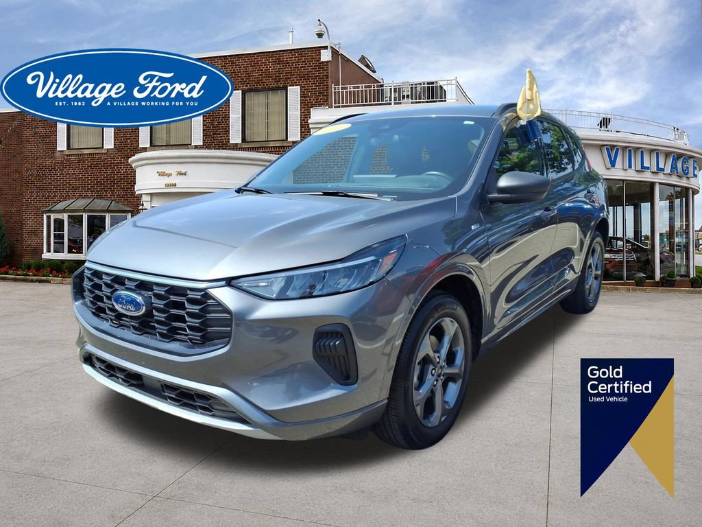 Certified 2024 Ford Escape ST-Line w/ Tech Pack #1 AWD/4WD image 1