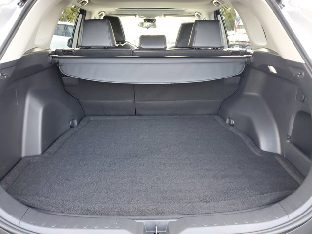 Used 2023 Toyota RAV4 XLE Premium image 8