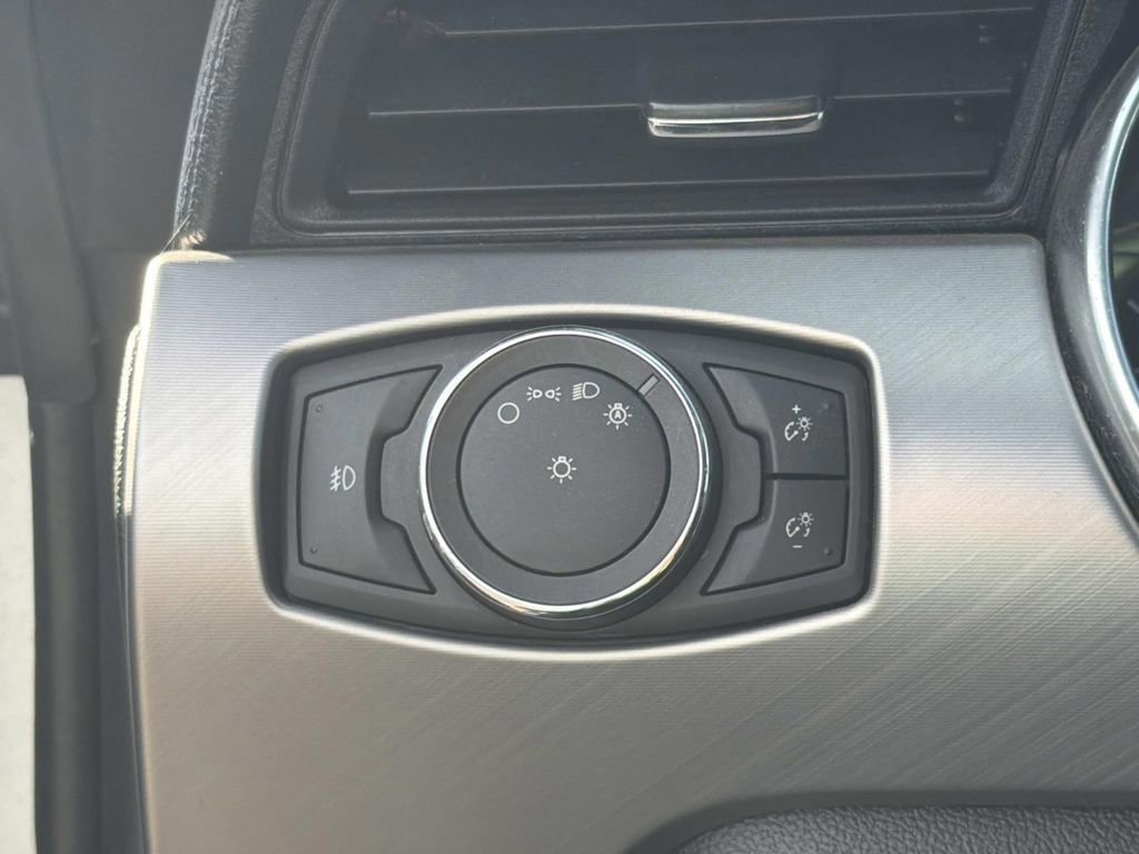 Certified 2019 Ford Mustang Premium image 18