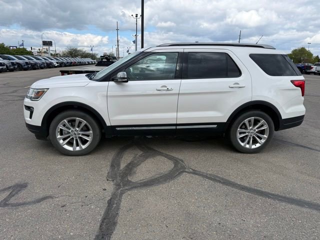 Certified 2019 Ford Explorer XLT w/ Equipment Group 202A AWD/4WD image 7