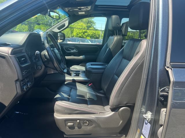 Used 2021 Chevrolet Tahoe RST w/ Luxury Package AWD/4WD image 16