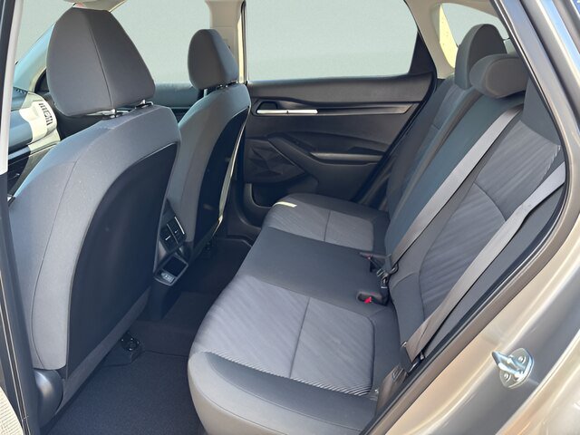 Used 2024 Kia Seltos LX AWD/4WD image 5