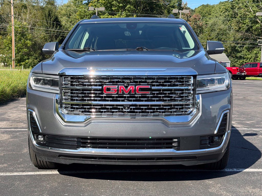 Used 2020 GMC Acadia Denali w/ Technology Package AWD/4WD image 3