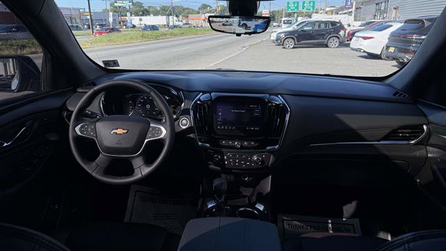 Used 2023 Chevrolet Traverse High Country w/ LPO, Floor Liner Package AWD/4WD image 28
