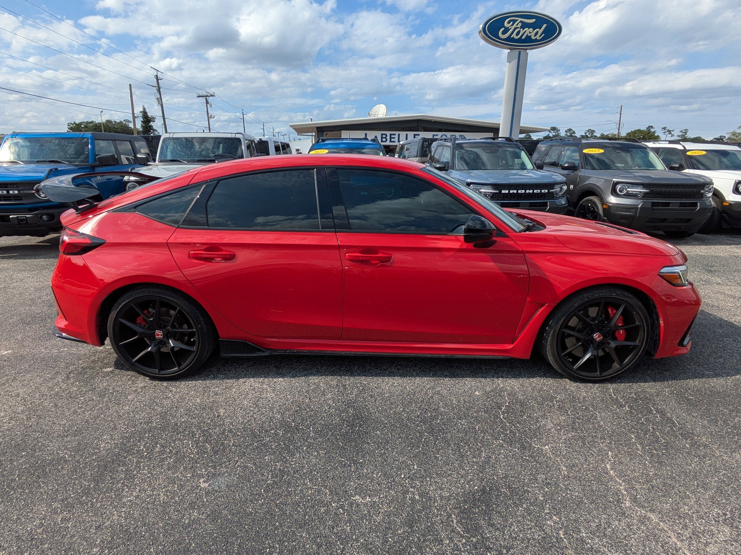 Used 2025 Honda Civic Type R image 5