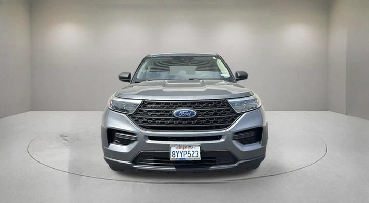 Certified 2021 Ford Explorer 2WD image 2
