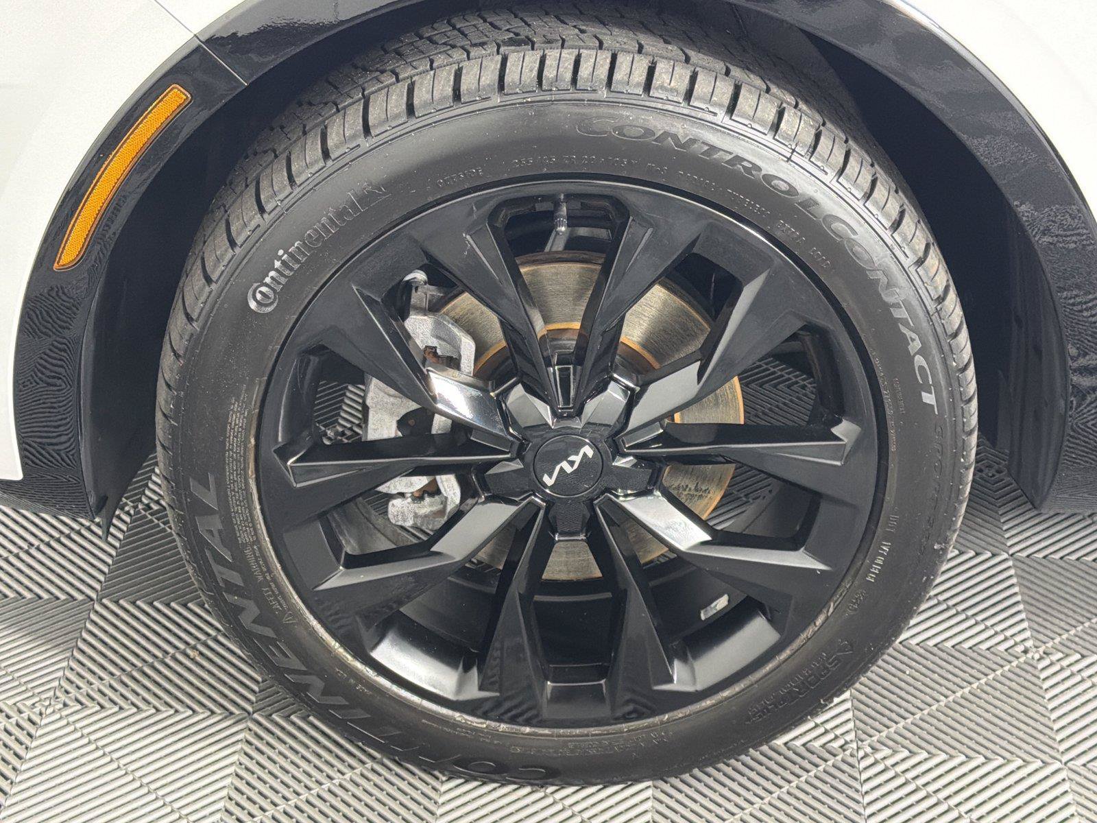 Used 2022 Kia Sorento SX FWD image 11