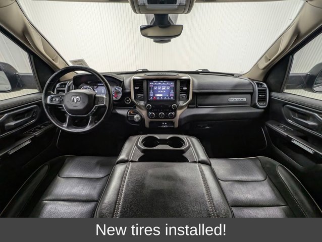 Used 2019 RAM 1500 Laramie RWD image 2