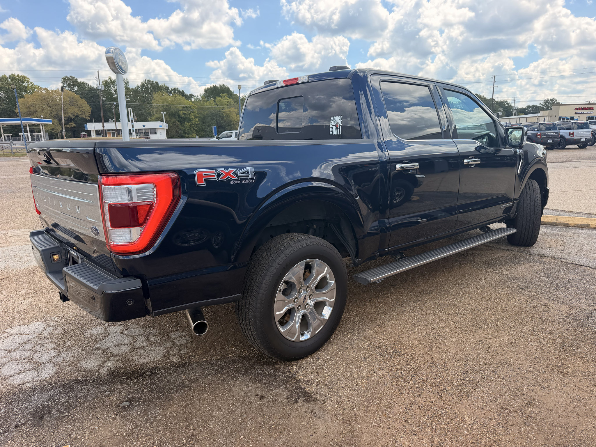 Certified 2023 Ford F150 Platinum w/ Equipment Group 701A High AWD/4WD image 7