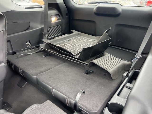 Certified 2022 Ford Explorer XLT w/ Equipment Group 202A image 20