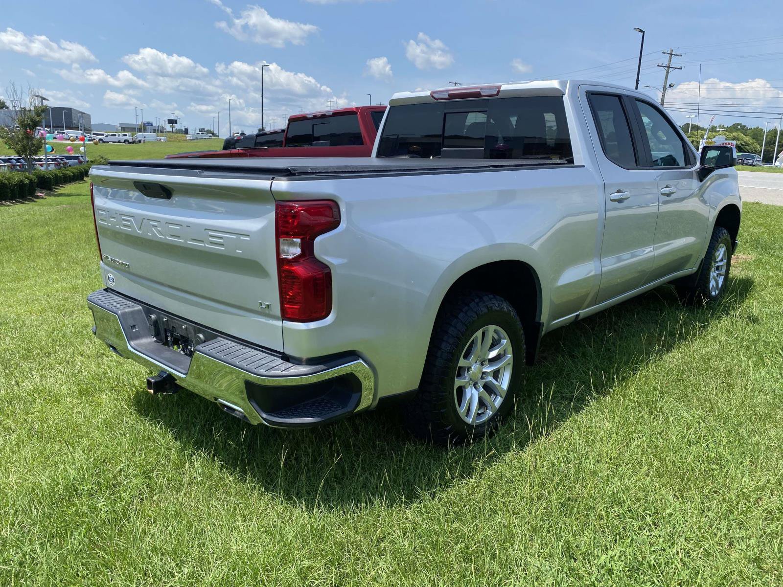 Used 2019 Chevrolet Silverado 1500 LT w/ All-Star Edition AWD/4WD image 7